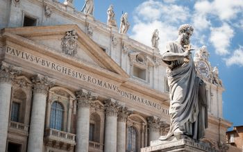 216357_350_ROM_Pantheon_shutterstock_213549157 (1).jpg